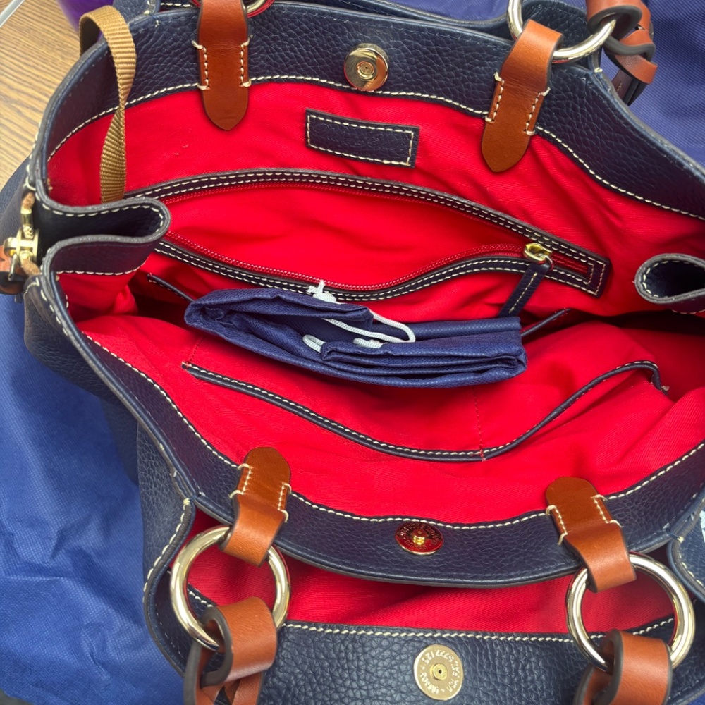 Dooney and Bourke Barlow Tote Bag - Picture 6 of 6